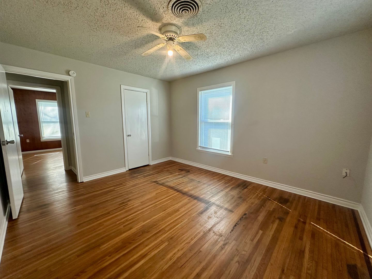 2612 Alice Ave. – photo 4