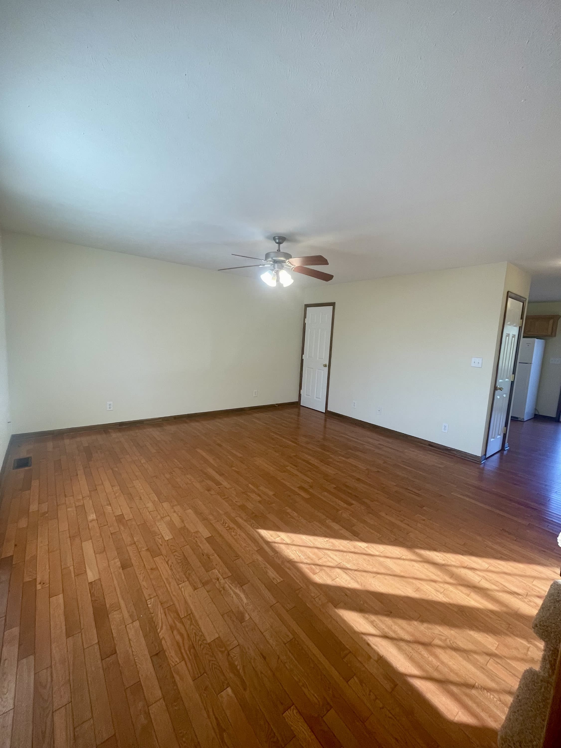 2528 Old Forest Road – photo 2