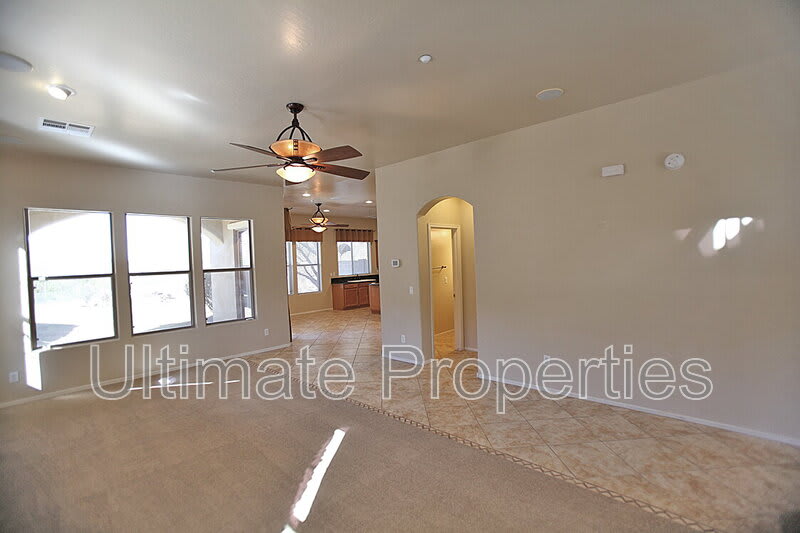 29828 N 121st Ln – photo 3