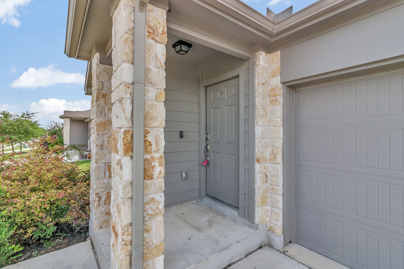 21316 Quick Fox Drive Pflugerville, TX 78660 ~ $250 off of 1st months rent~ – photo 5