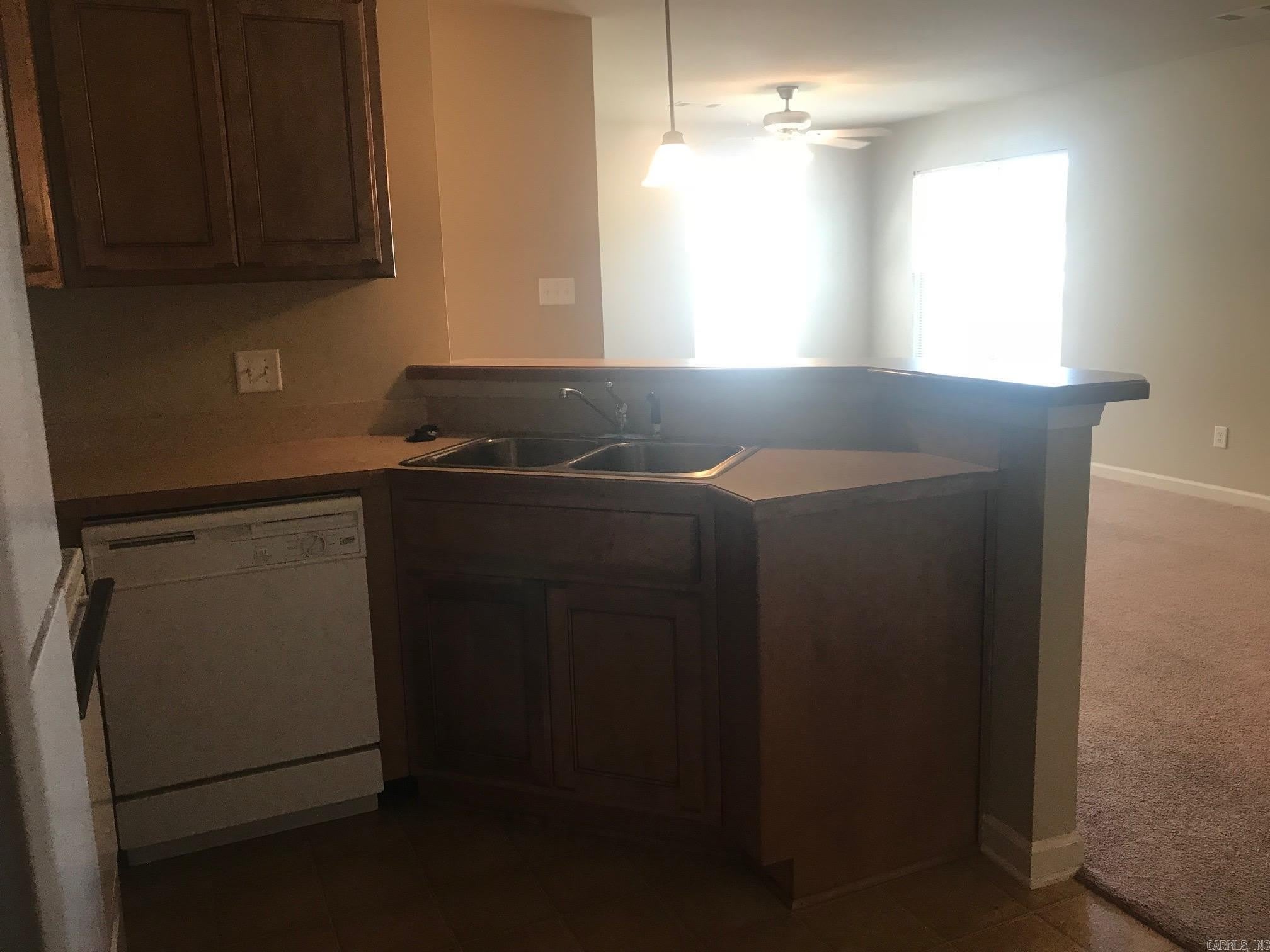 2901 Kennedy Drive – photo 4