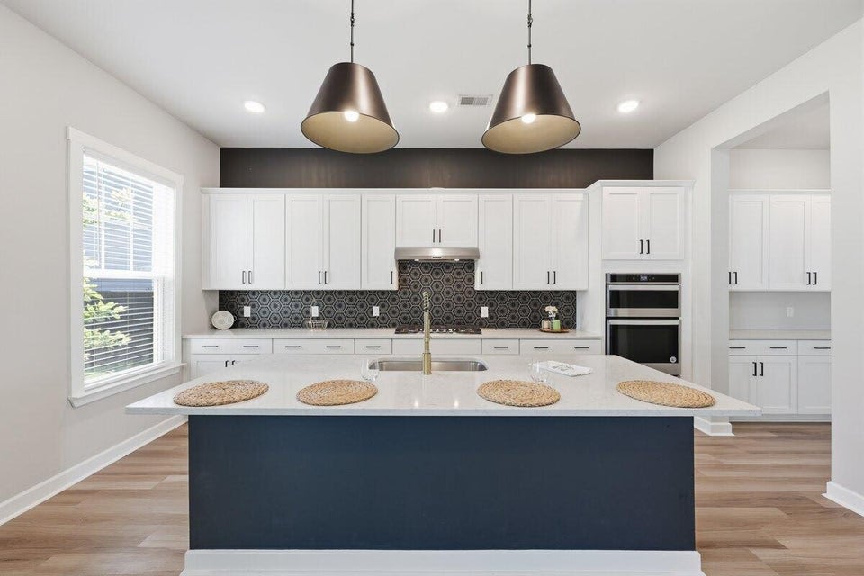 510 Foxtail Park St – photo 2