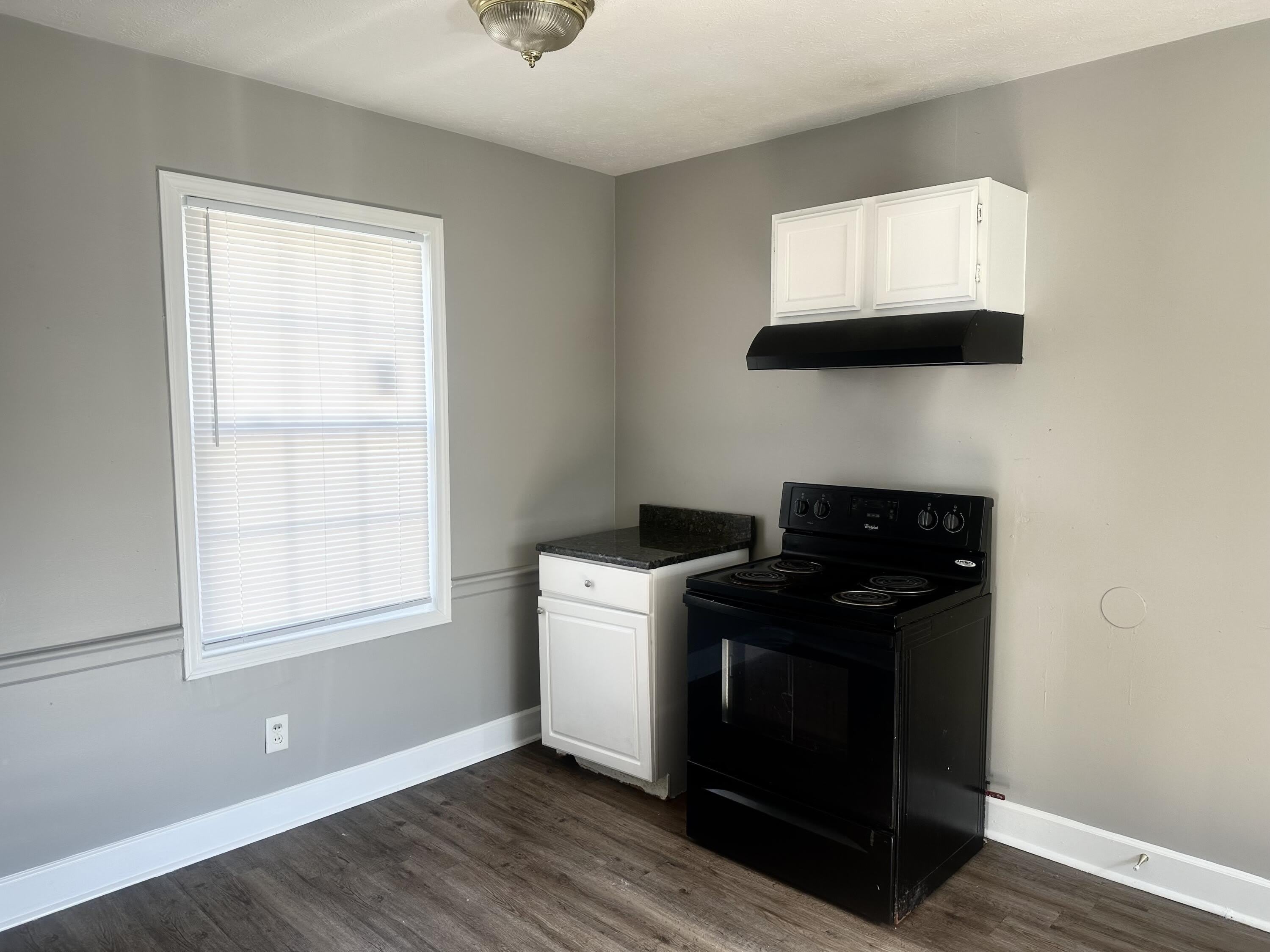 1685 N Forbes Road – photo 3