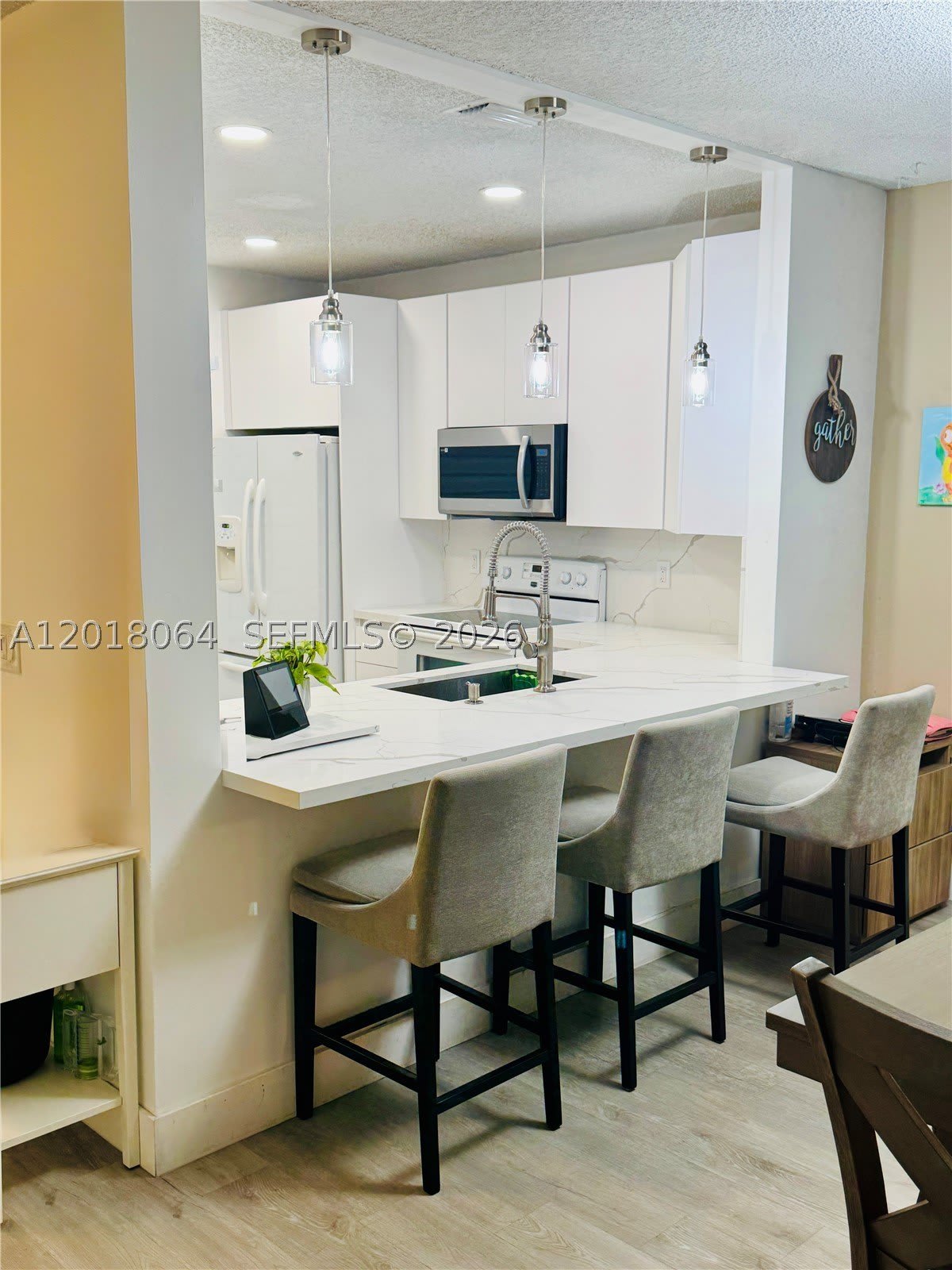 16213 Emerald Cove Rd – photo 3