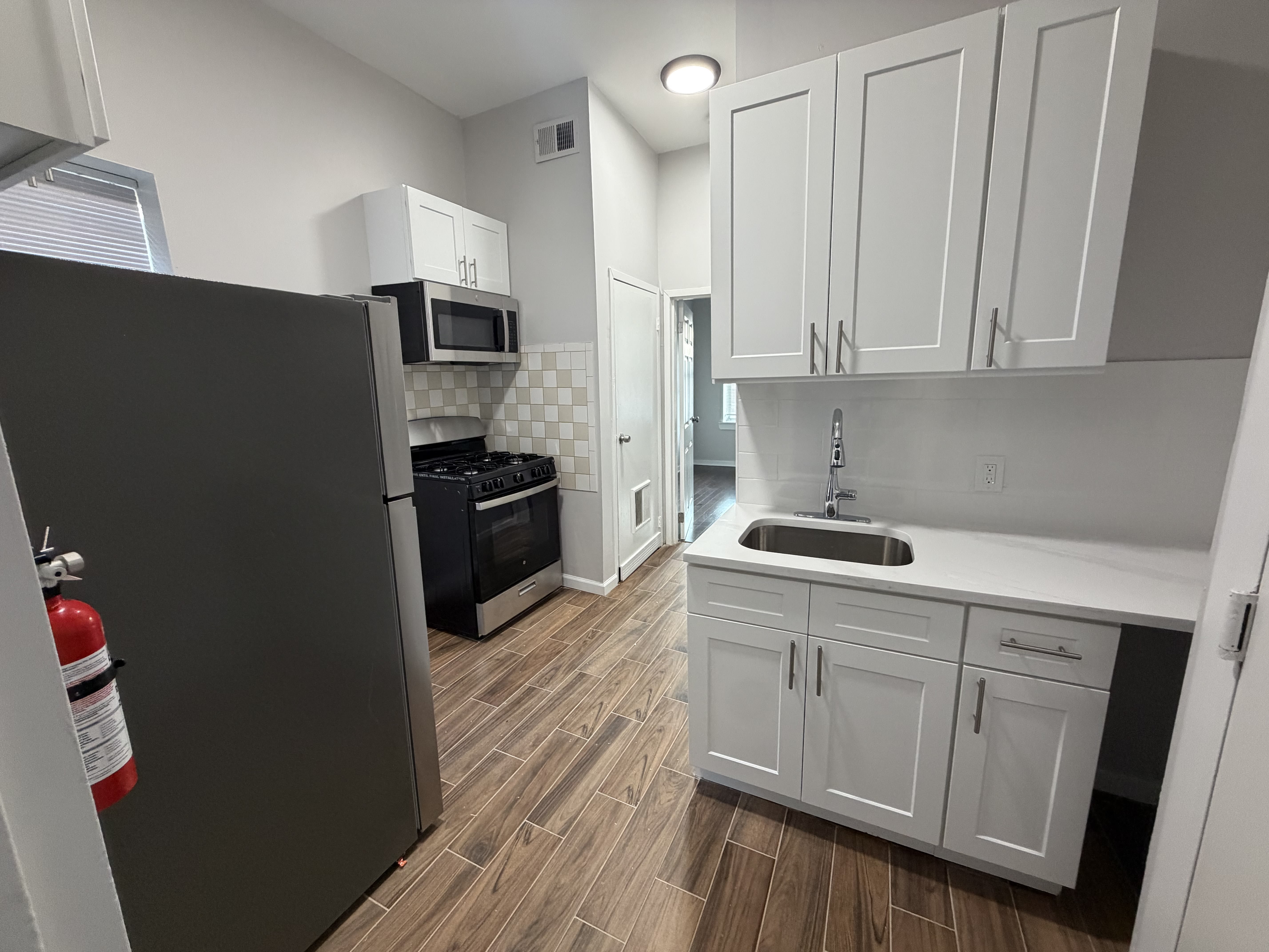 204 Market St – photo 2