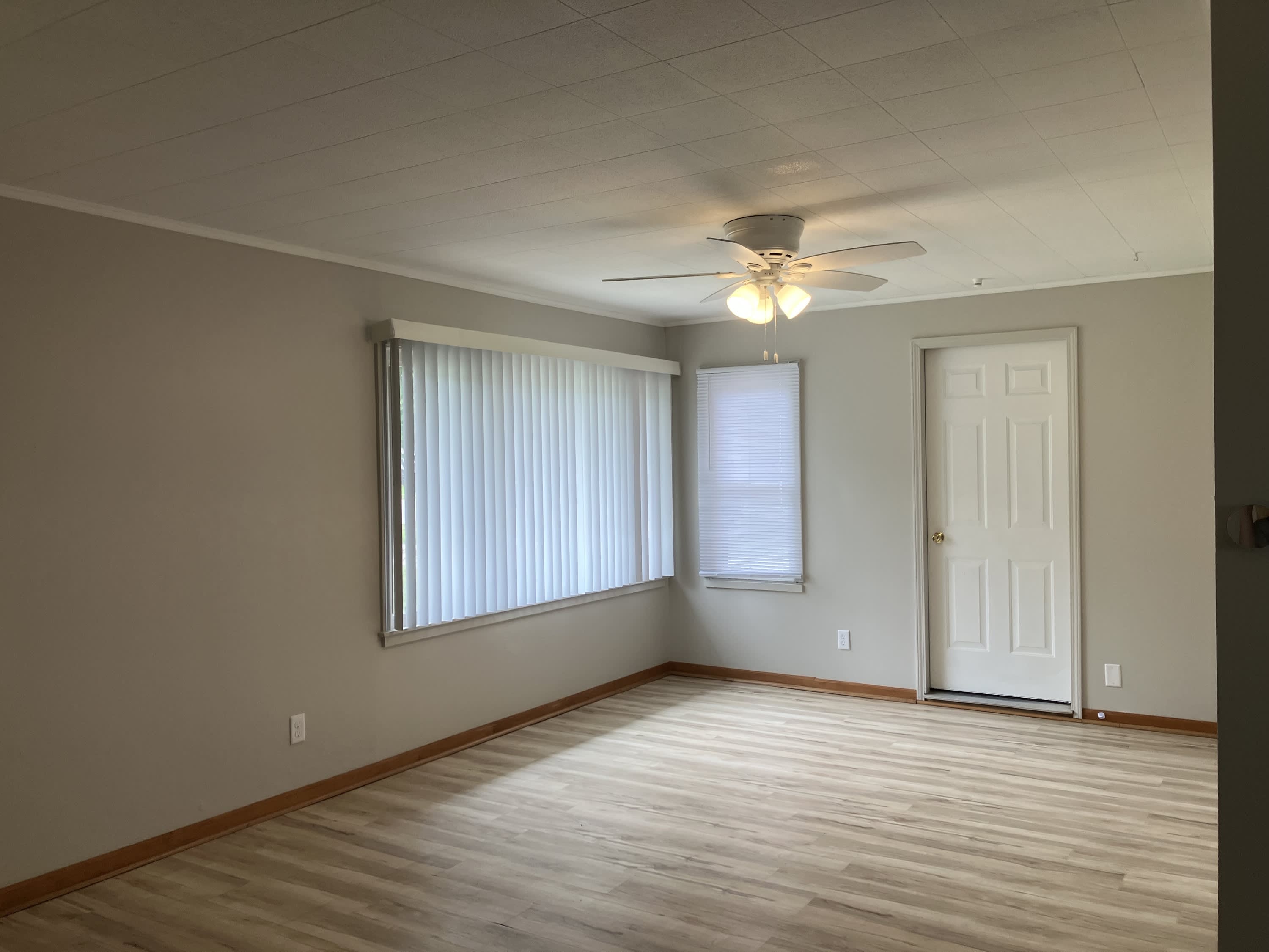 508 East Buckner Street – photo 3