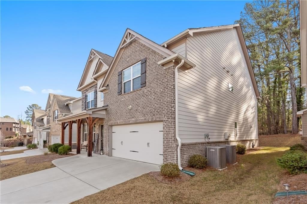 4437 Waxwing Street – photo 2