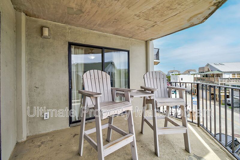 1 S Lumina Ave – photo 4