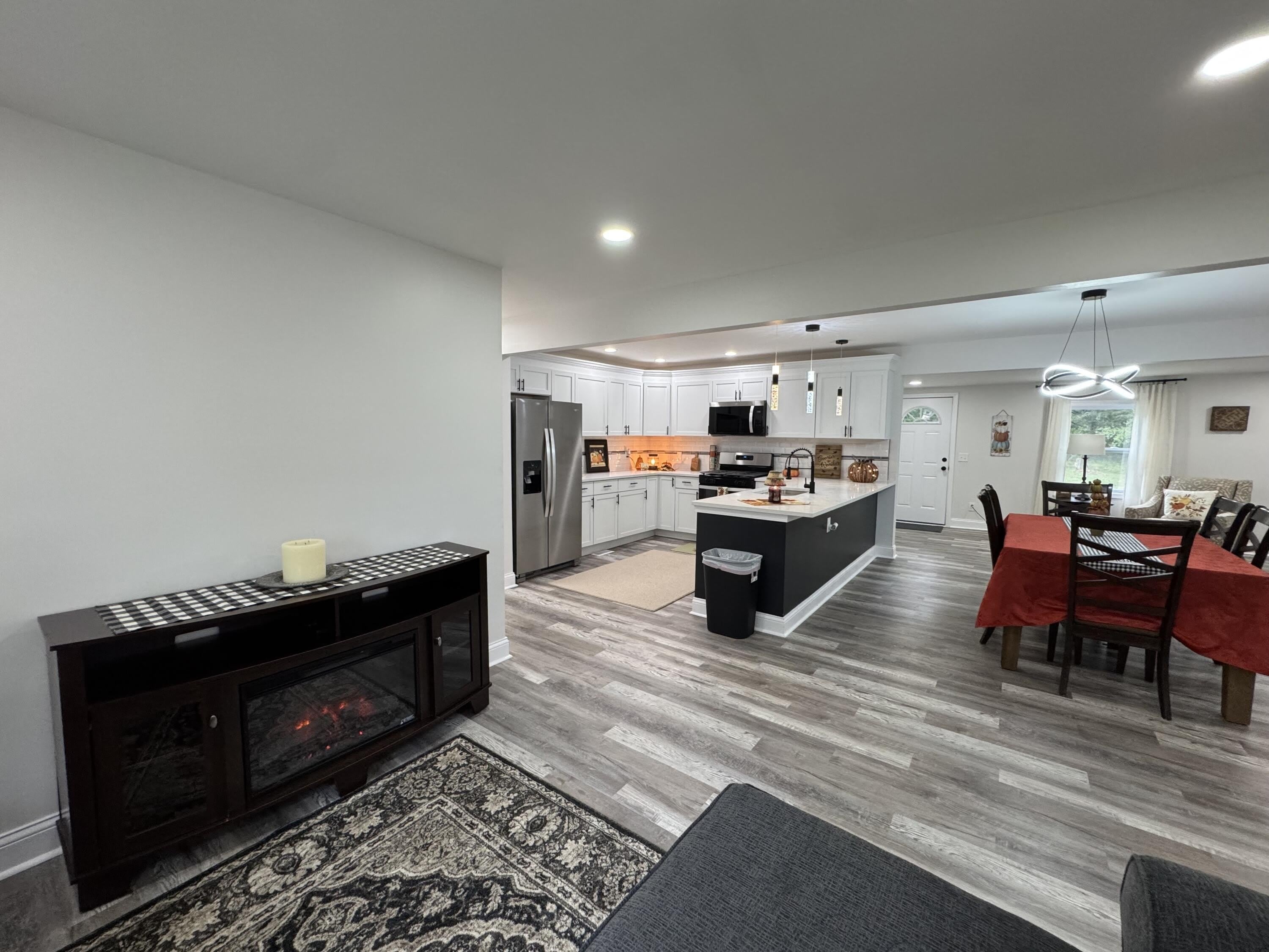 1427 Austin Avenue – photo 5