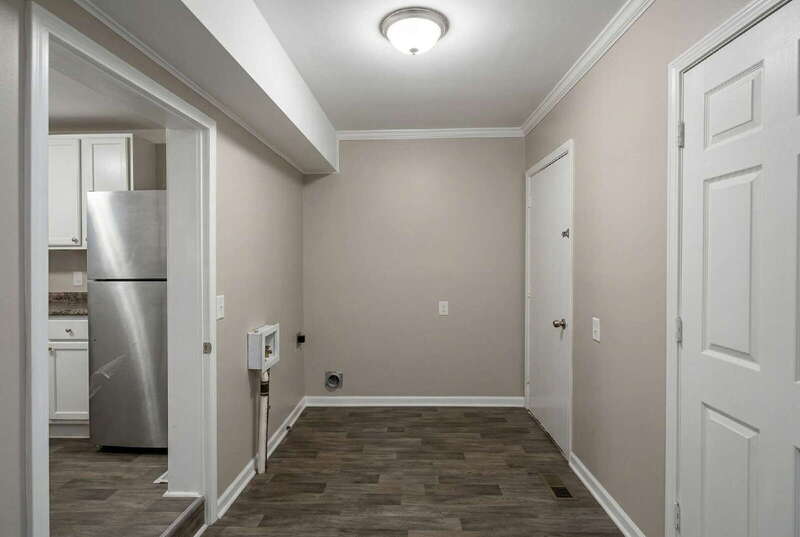 218 Irving Avenue – photo 3