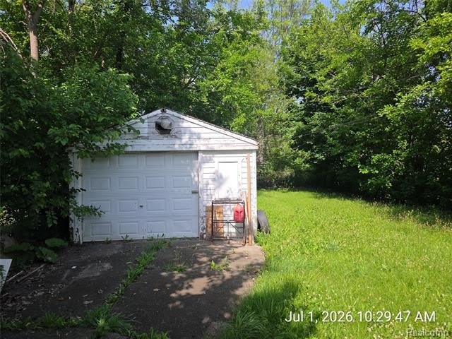 8499 Westwood Street – photo 4