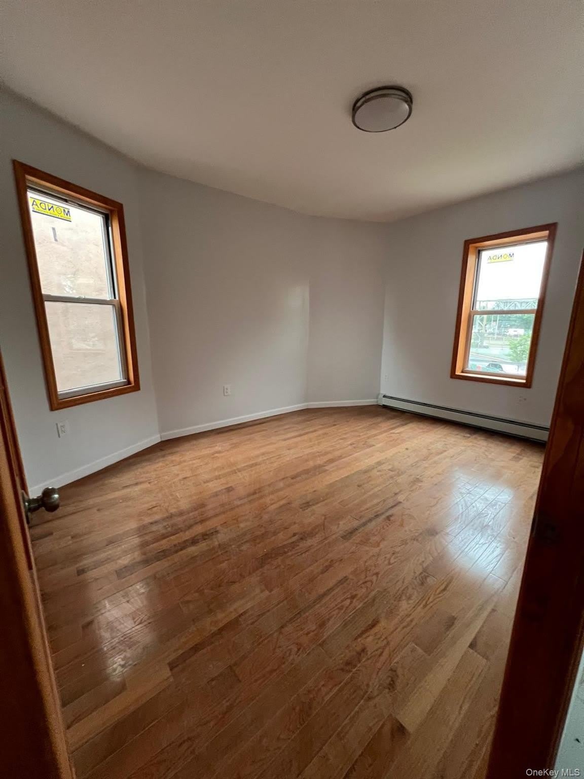 2265 Chatterton Avenue – photo 3