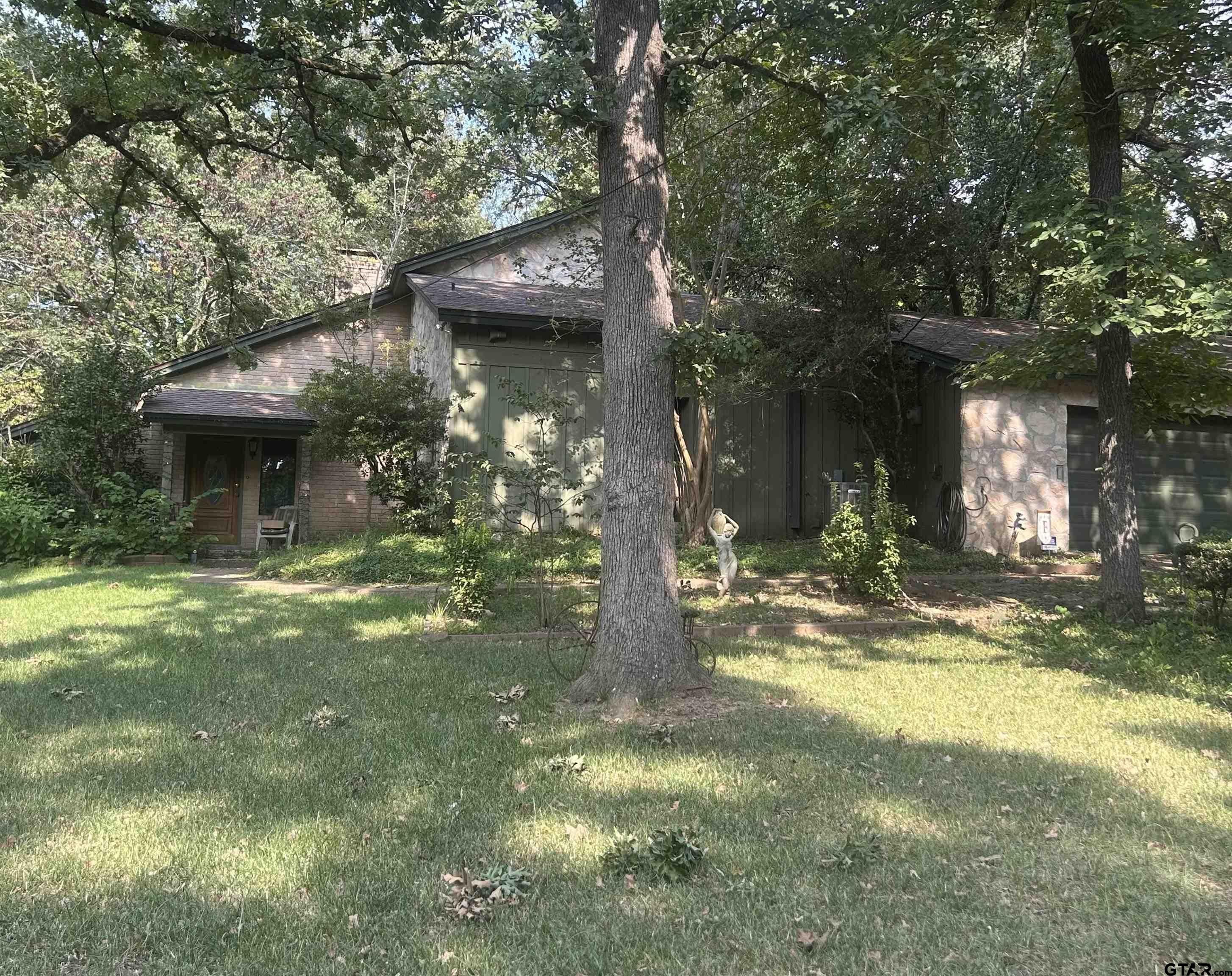 23549 Greenwood Trail – photo 1