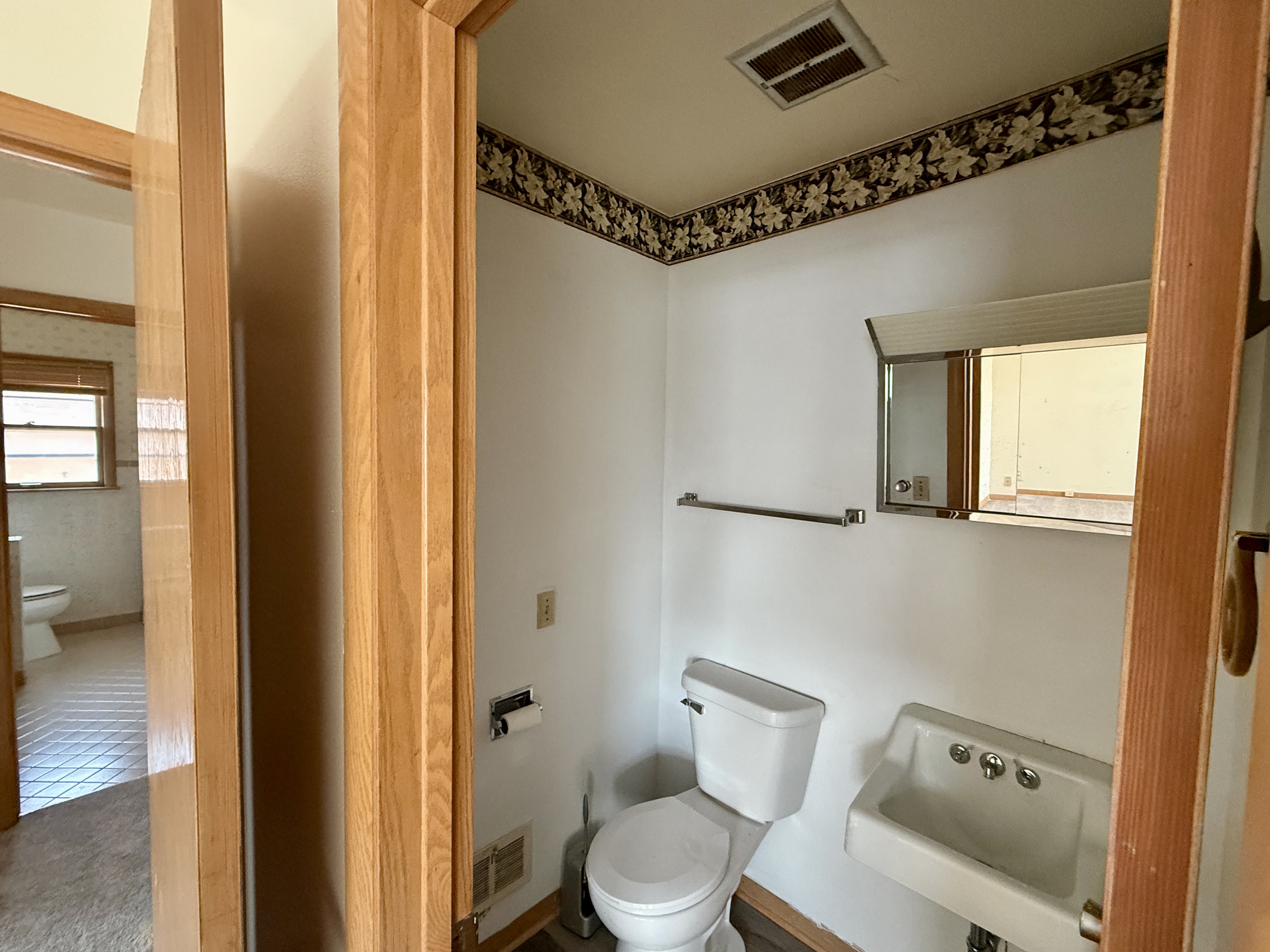 8707-8709 West Appleton Avenue – photo 3