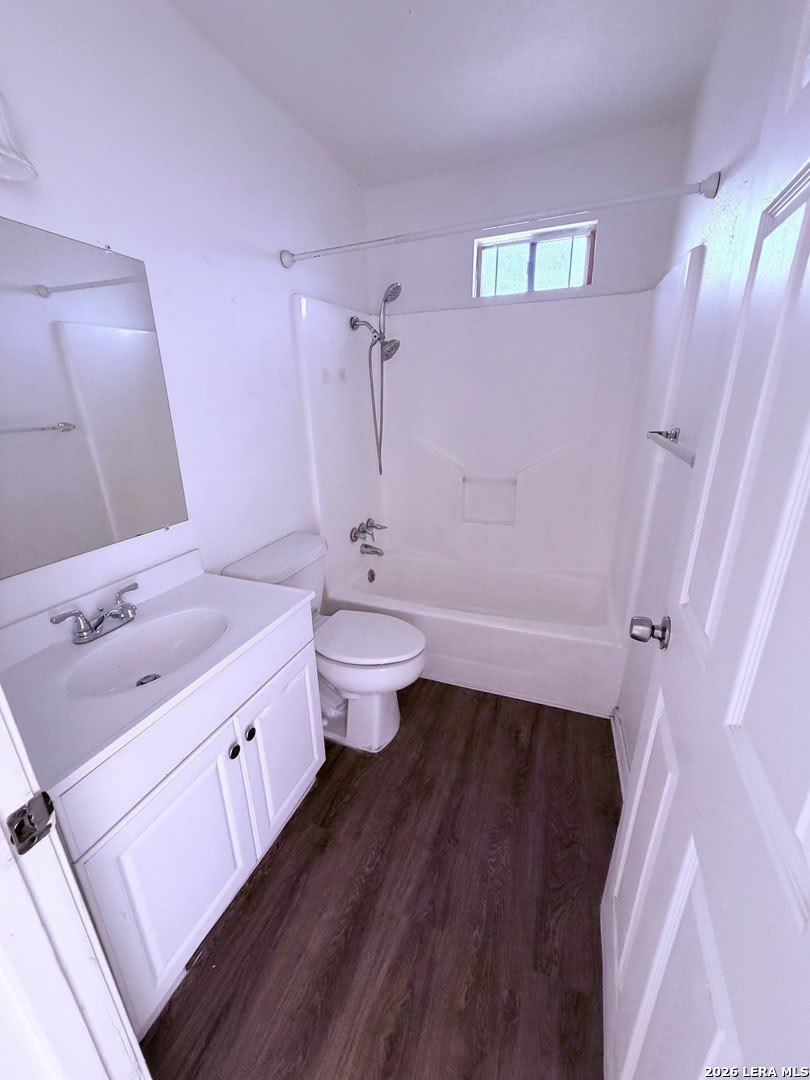 5915 highfield – photo 3