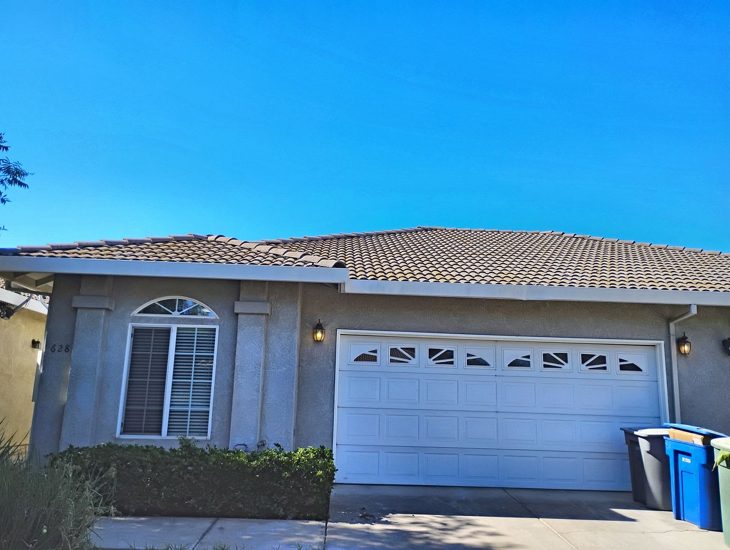 3-Bedroom, 2-Bath Single-Story Home for Rent — 628 Gateway Dr, Merced – photo 1
