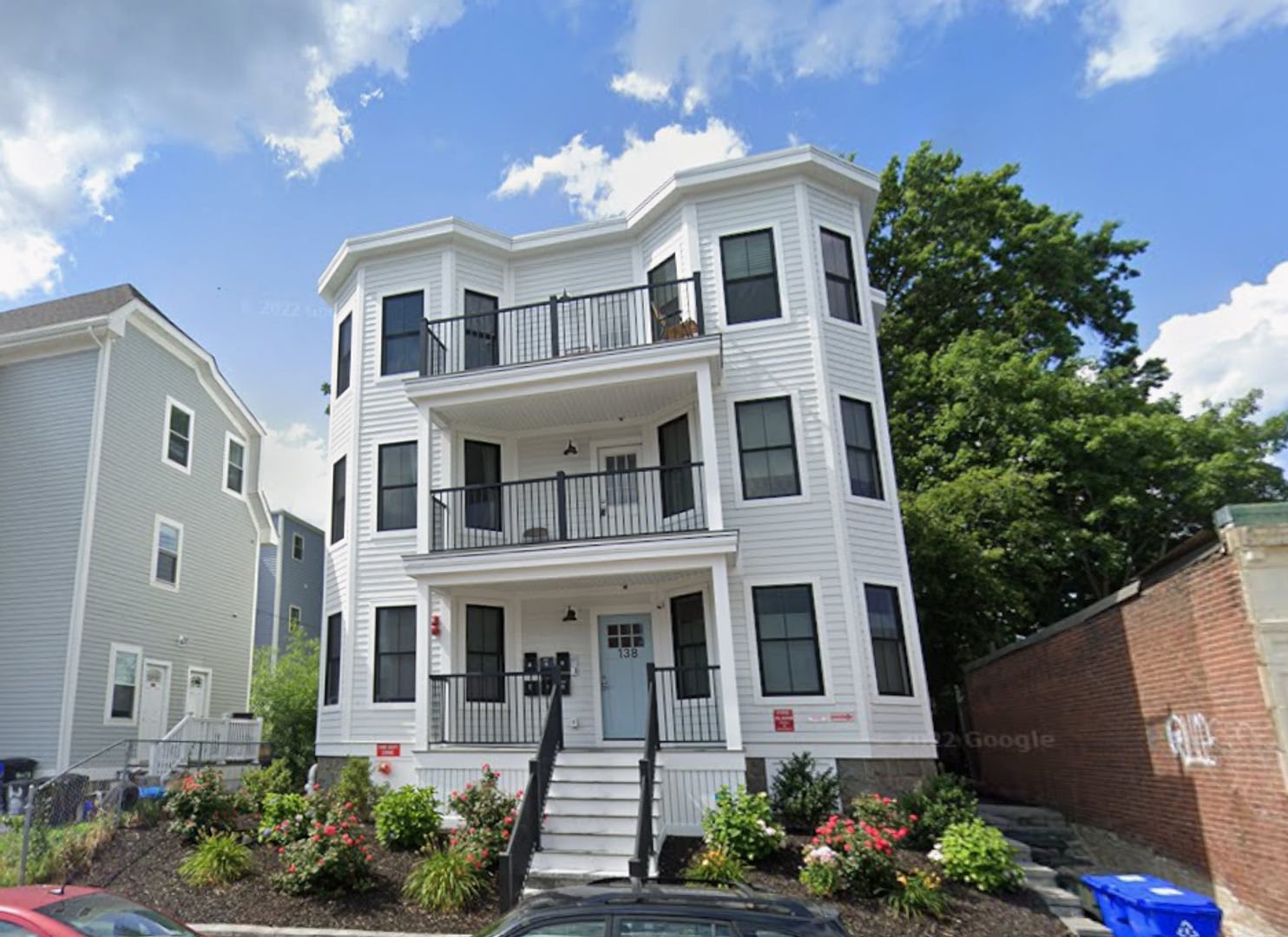 138 Centre St – photo 2