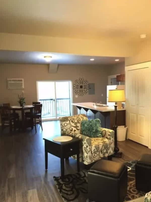 1709 East 7Th Avenue 9 – photo 5