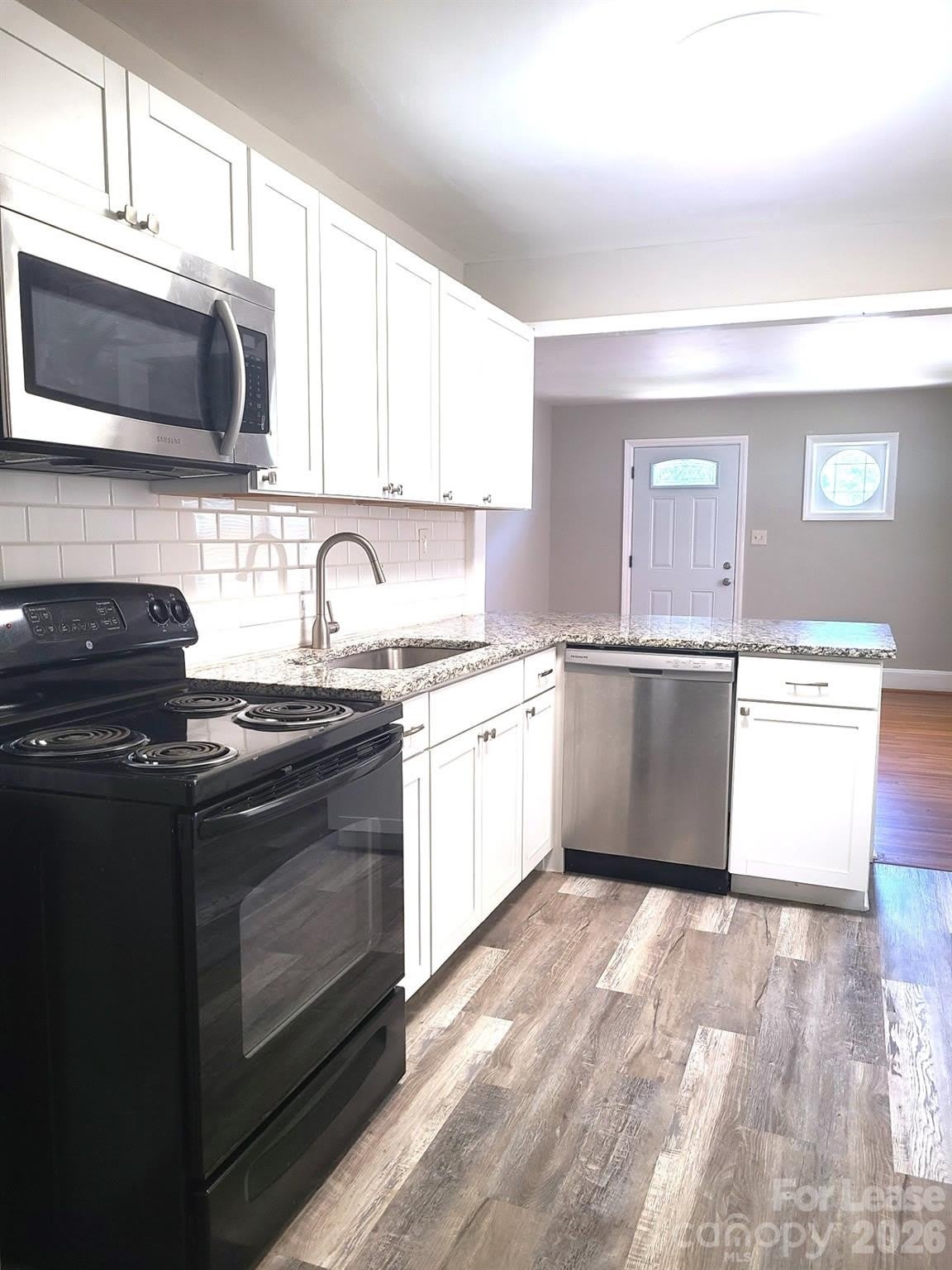 3731 Dresden Drive E – photo 2