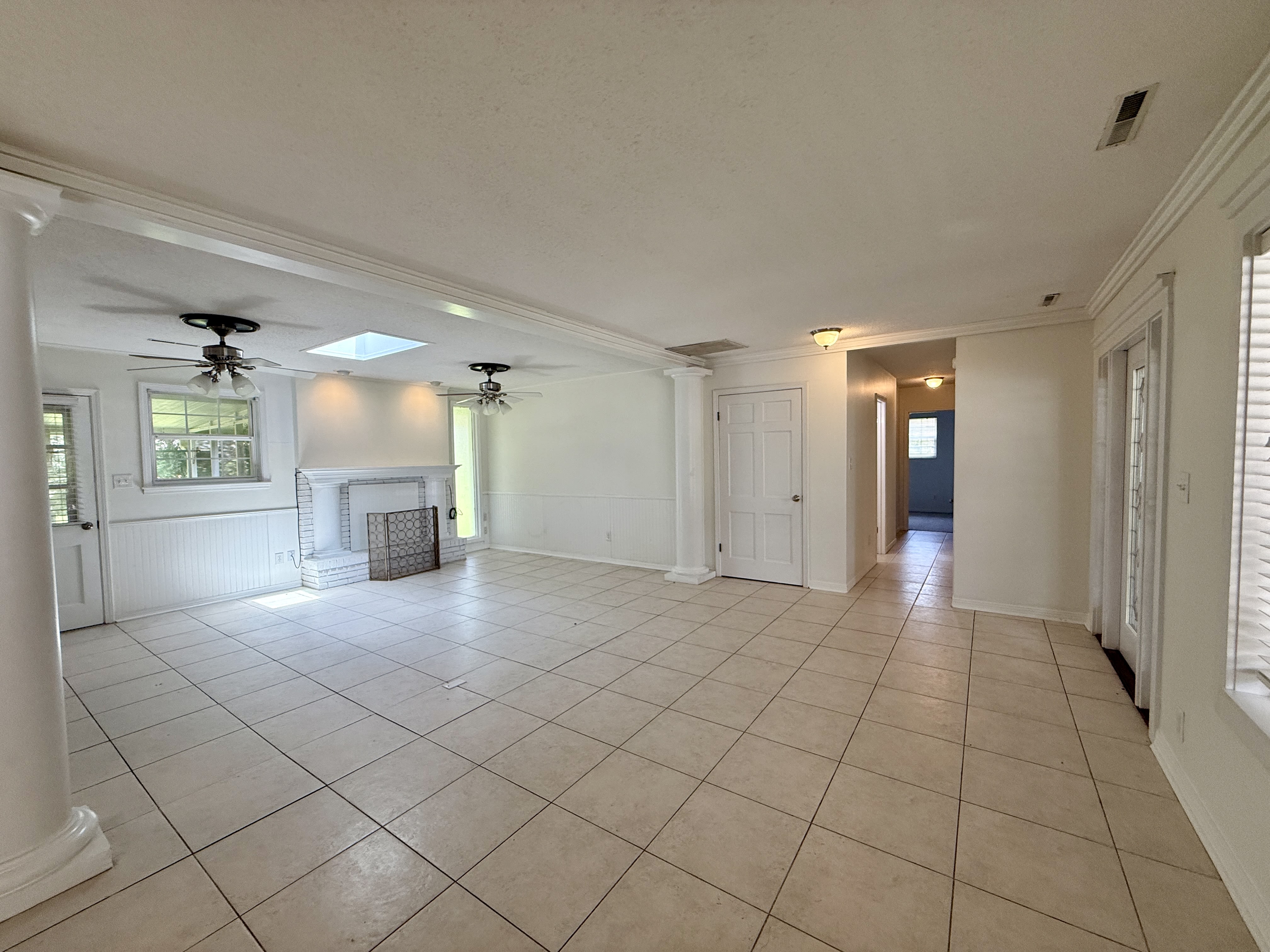 204 Nandina Rd – photo 3