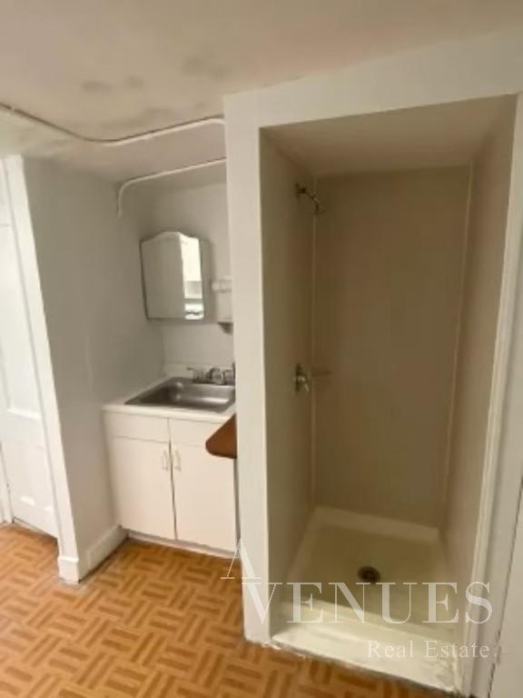 425 East 12th Street – photo 2