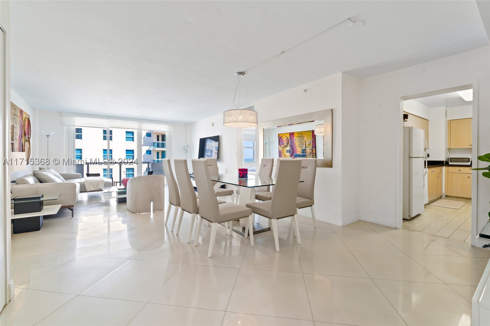 9195 Collins Ave – photo 2