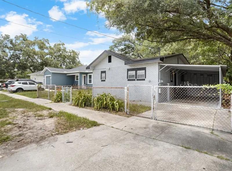 8213 North Elmer Street – photo 2