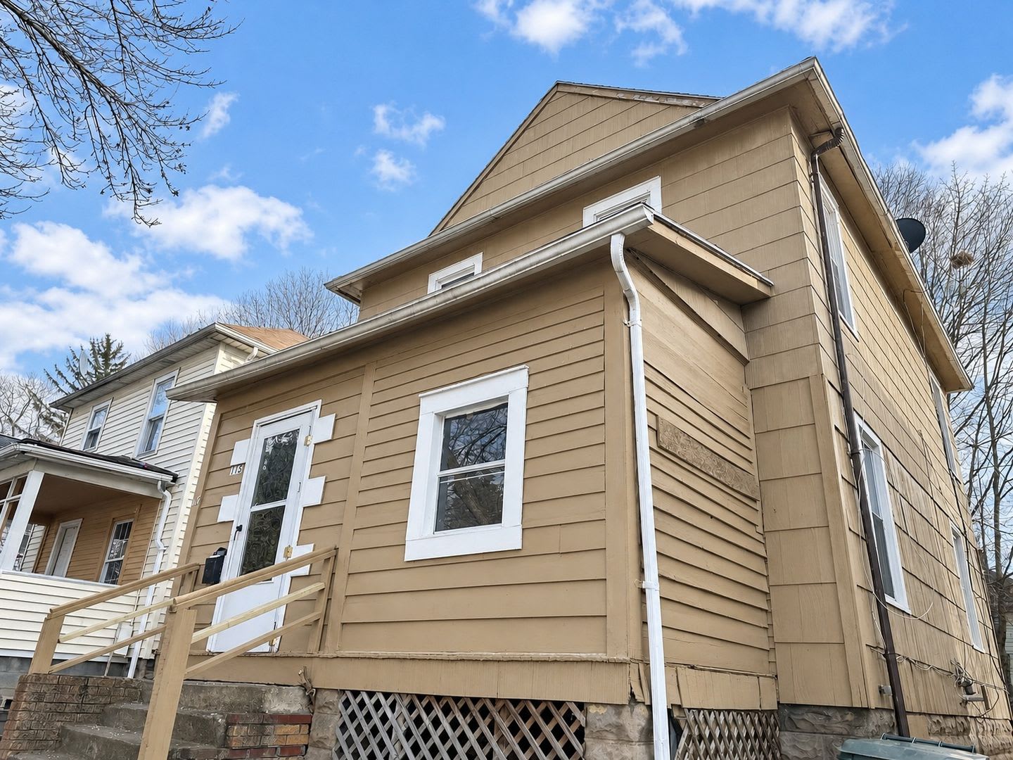3 Bedroom House – photo 1