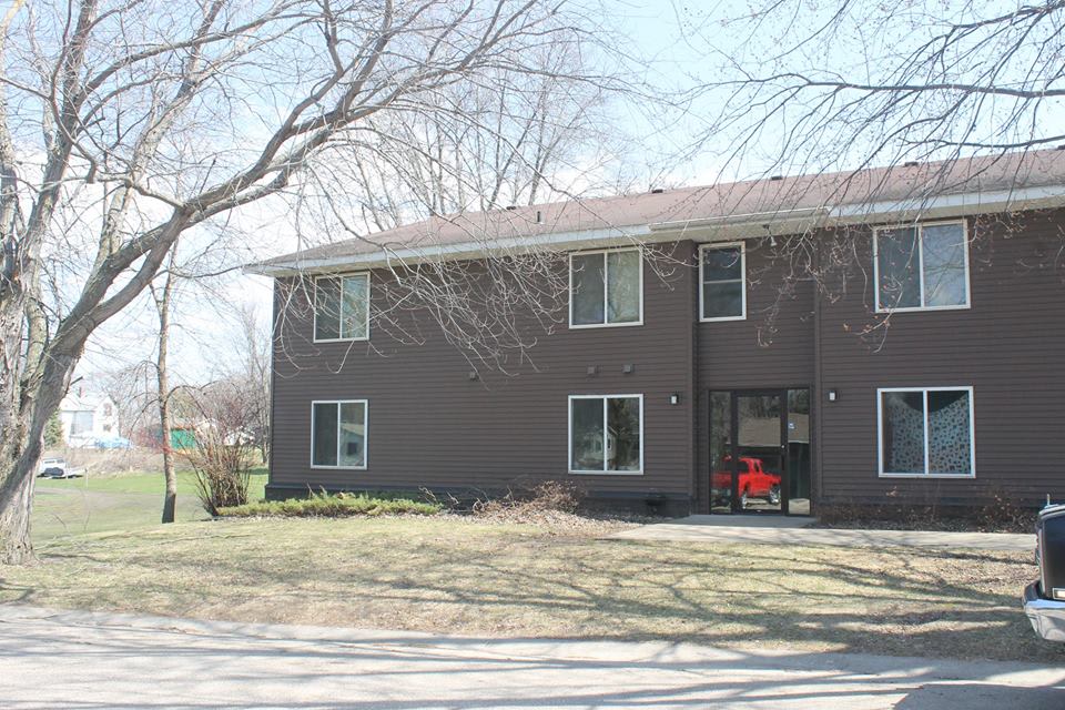 413 3Rd St N – photo 1