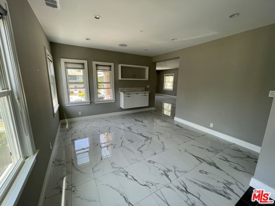 842 S Wooster St – photo 5