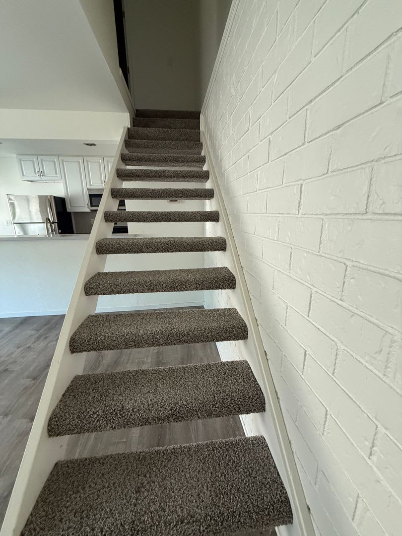 2 Bed / 1 Bath Townhouse-Style Unit — Auburn Greens – photo 5