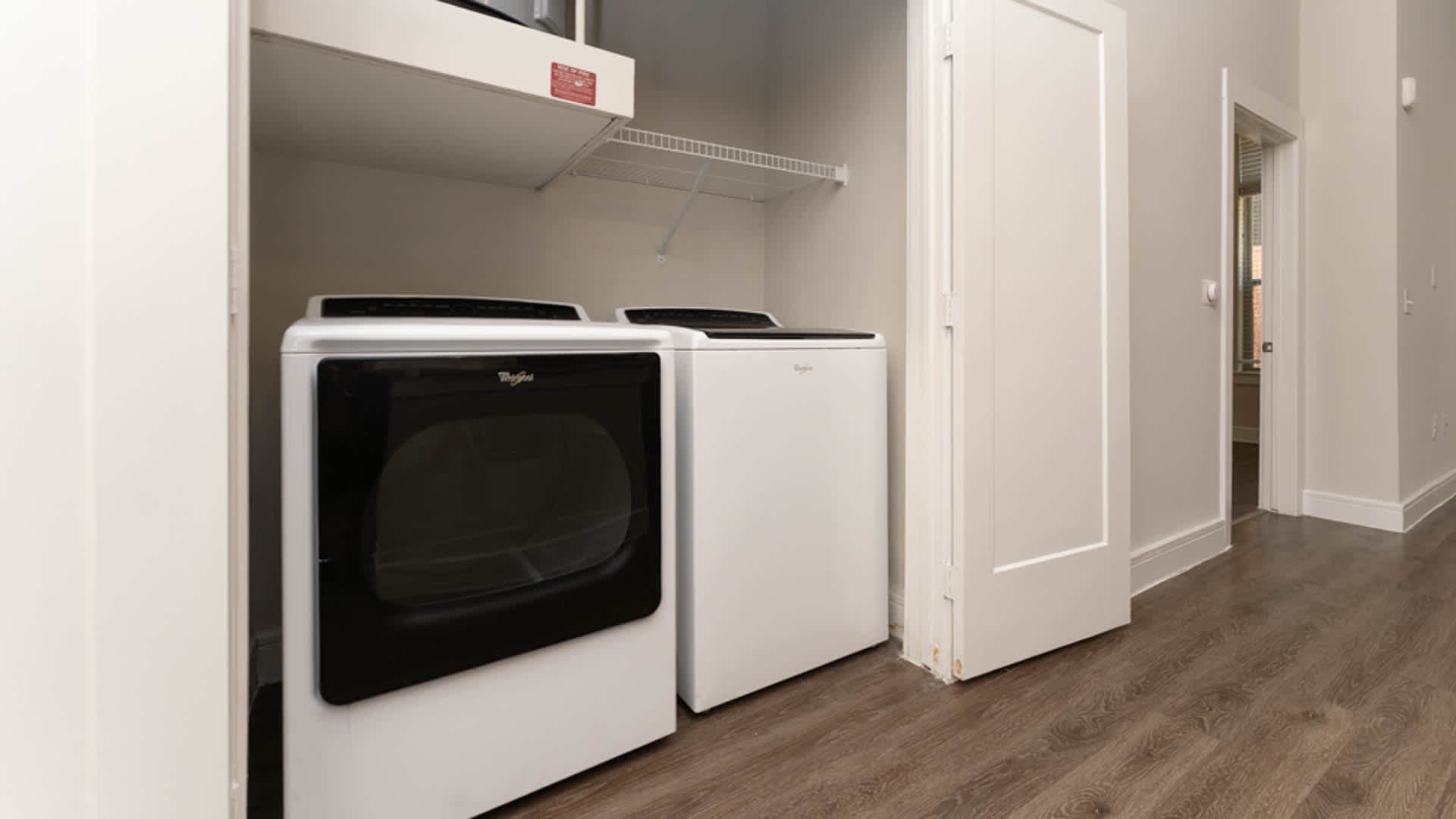 Flora Apartments – photo 4