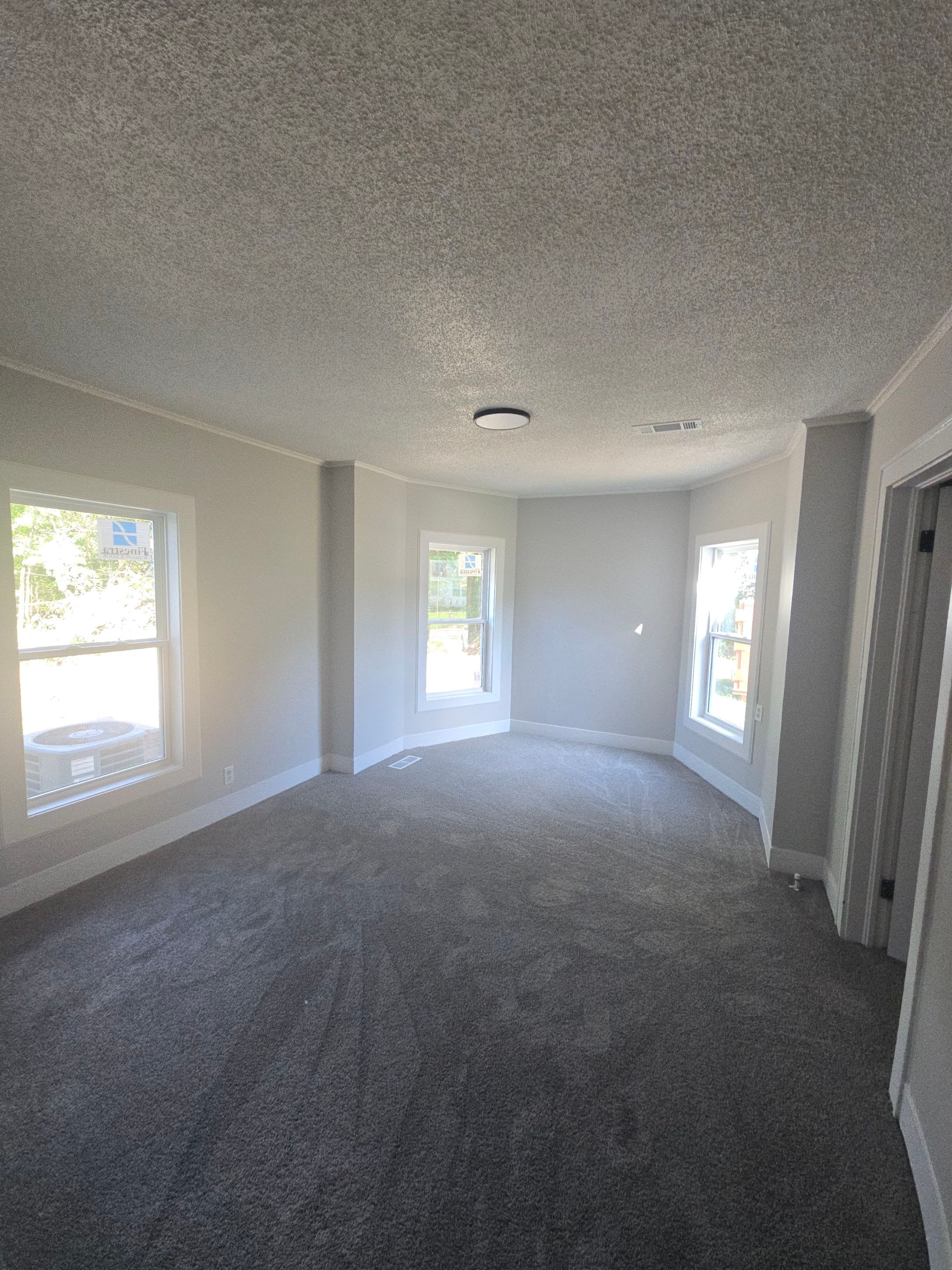 331 Eastland Avenue – photo 5