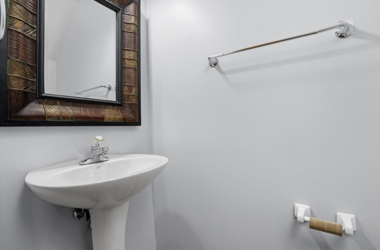 2045 Limestone Lane – photo 5