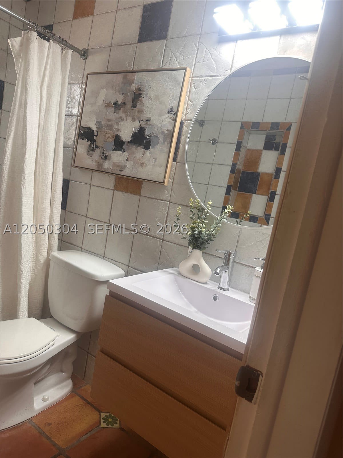 1733 Mayo St – photo 4