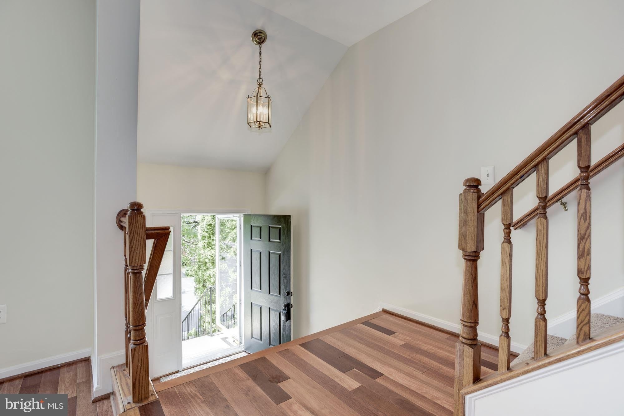 21588 BANKBARN Terrace – photo 2
