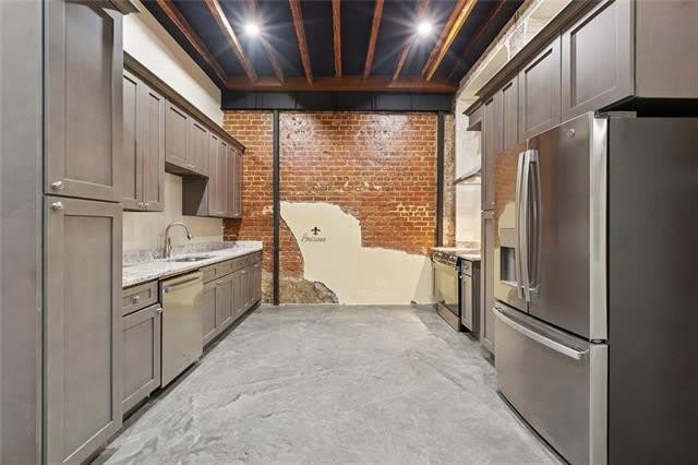 137 CARONDELET Street – photo 3