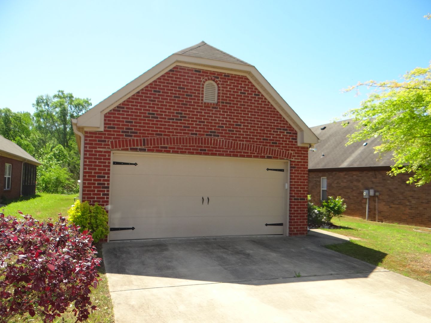 257 Oxmoor Place Circle, Birmingham, Alabama 35211 – photo 1