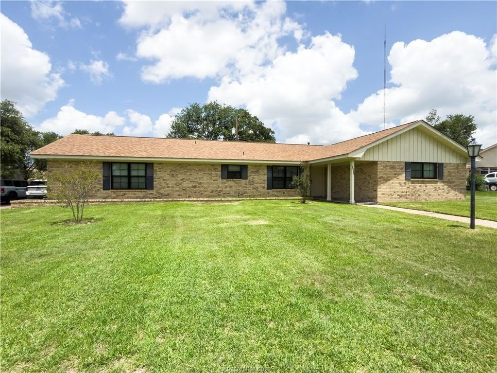 2525 Willow Bend Drive – photo 2