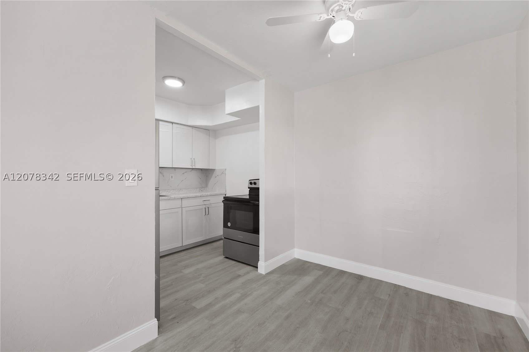 1969 N Glades Dr – photo 4