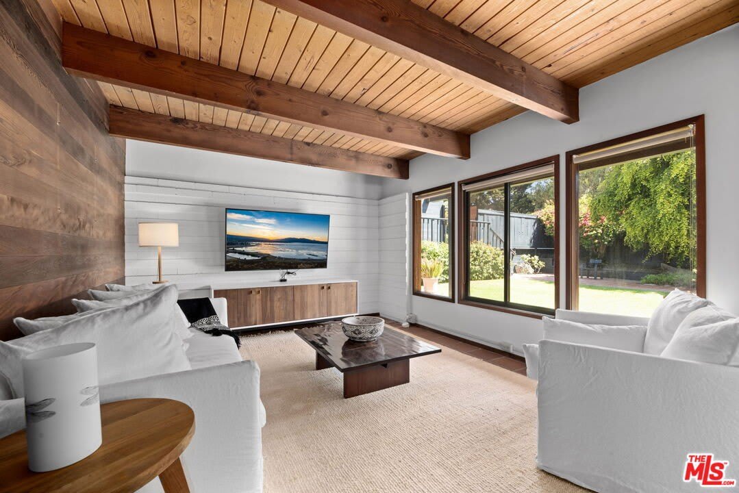 31648 Broad Beach Rd – photo 4