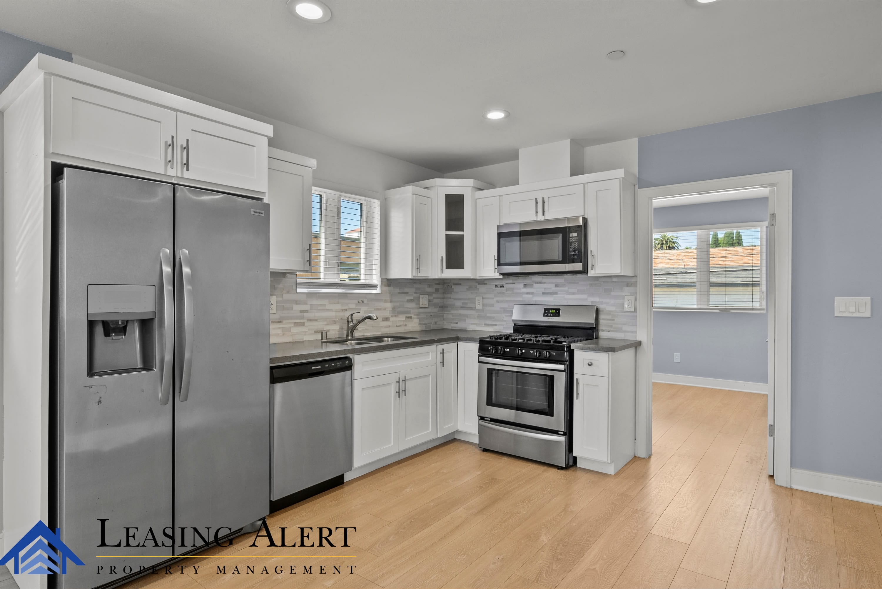 1959 Vista Del Mar Avenue 1 – photo 5