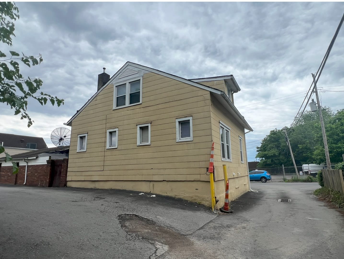 673 South 27th Street – photo 3