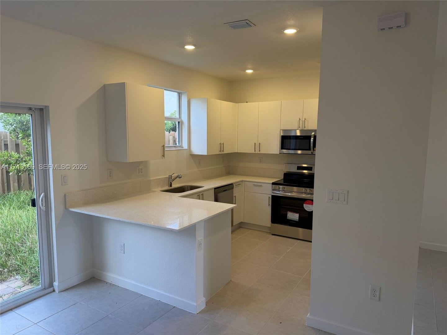 2876 SE 25 Avenue 2876, Homestead, FL 33035 – photo 3