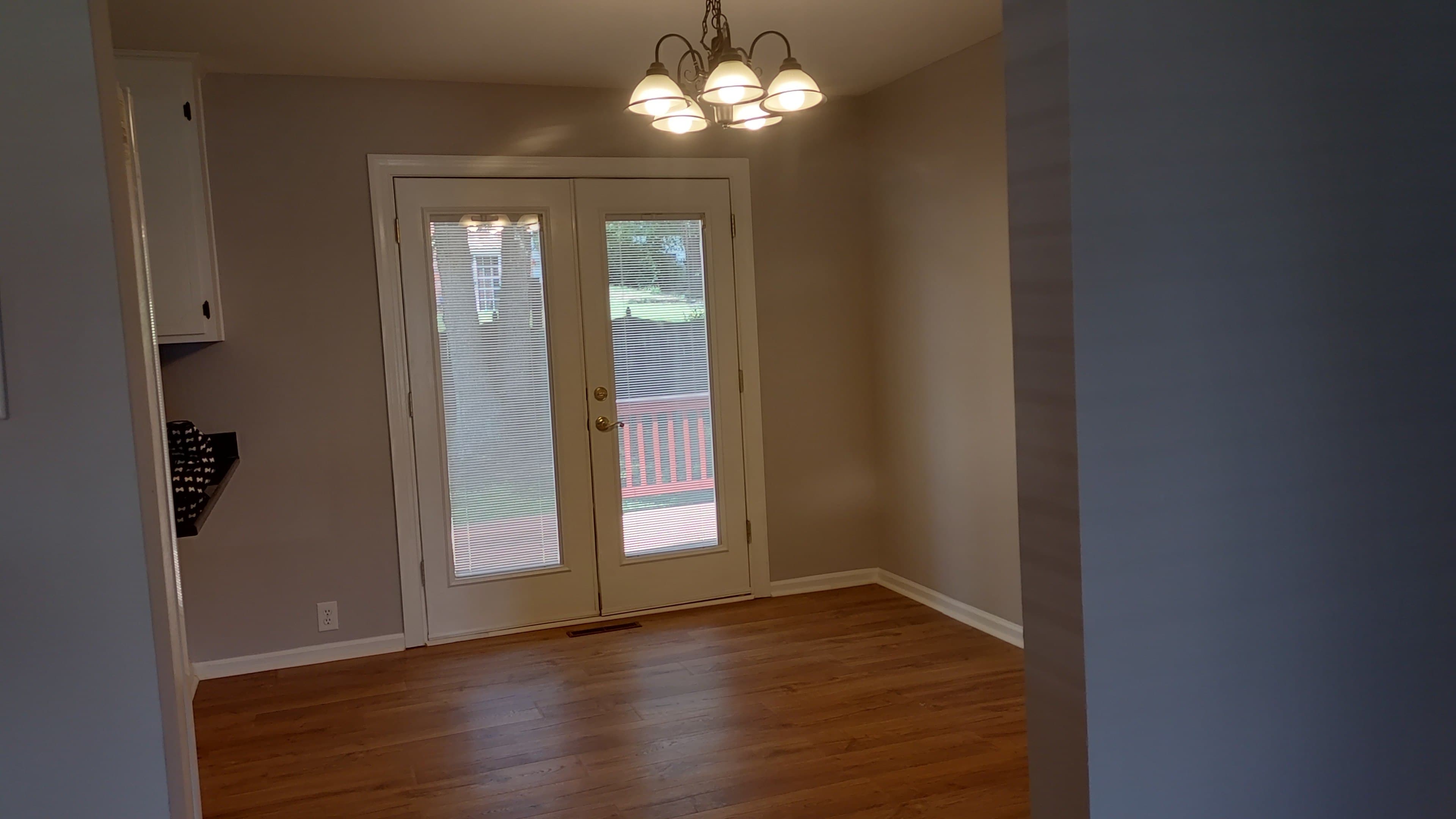 315 Azalia Drive – photo 5