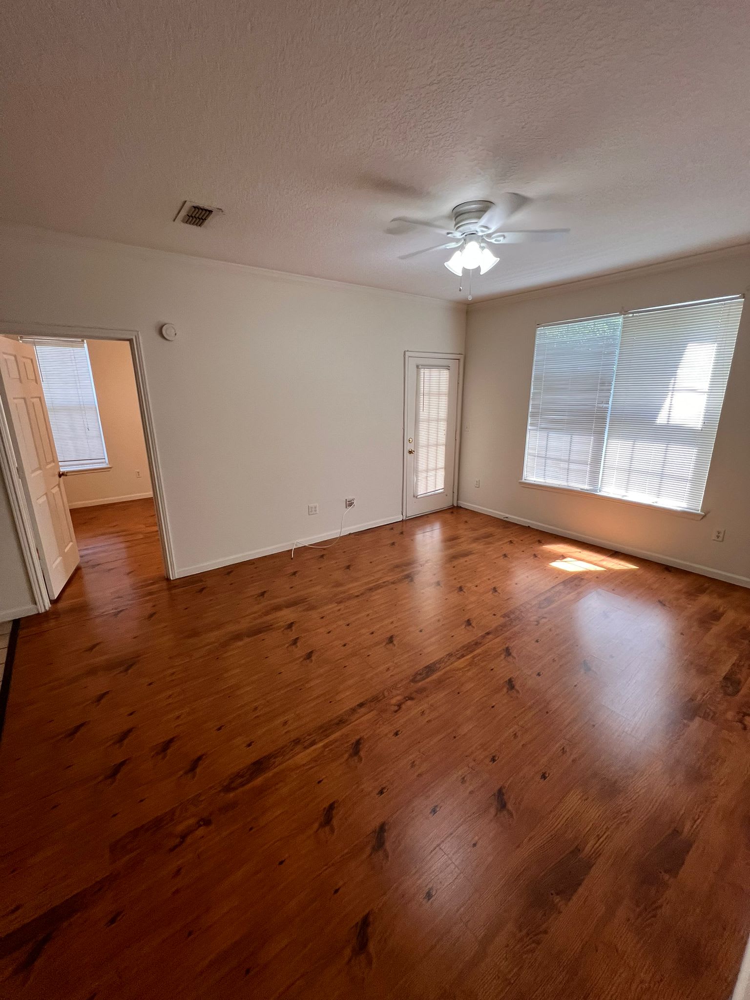2049 Tizewell Circle #1102 – photo 2