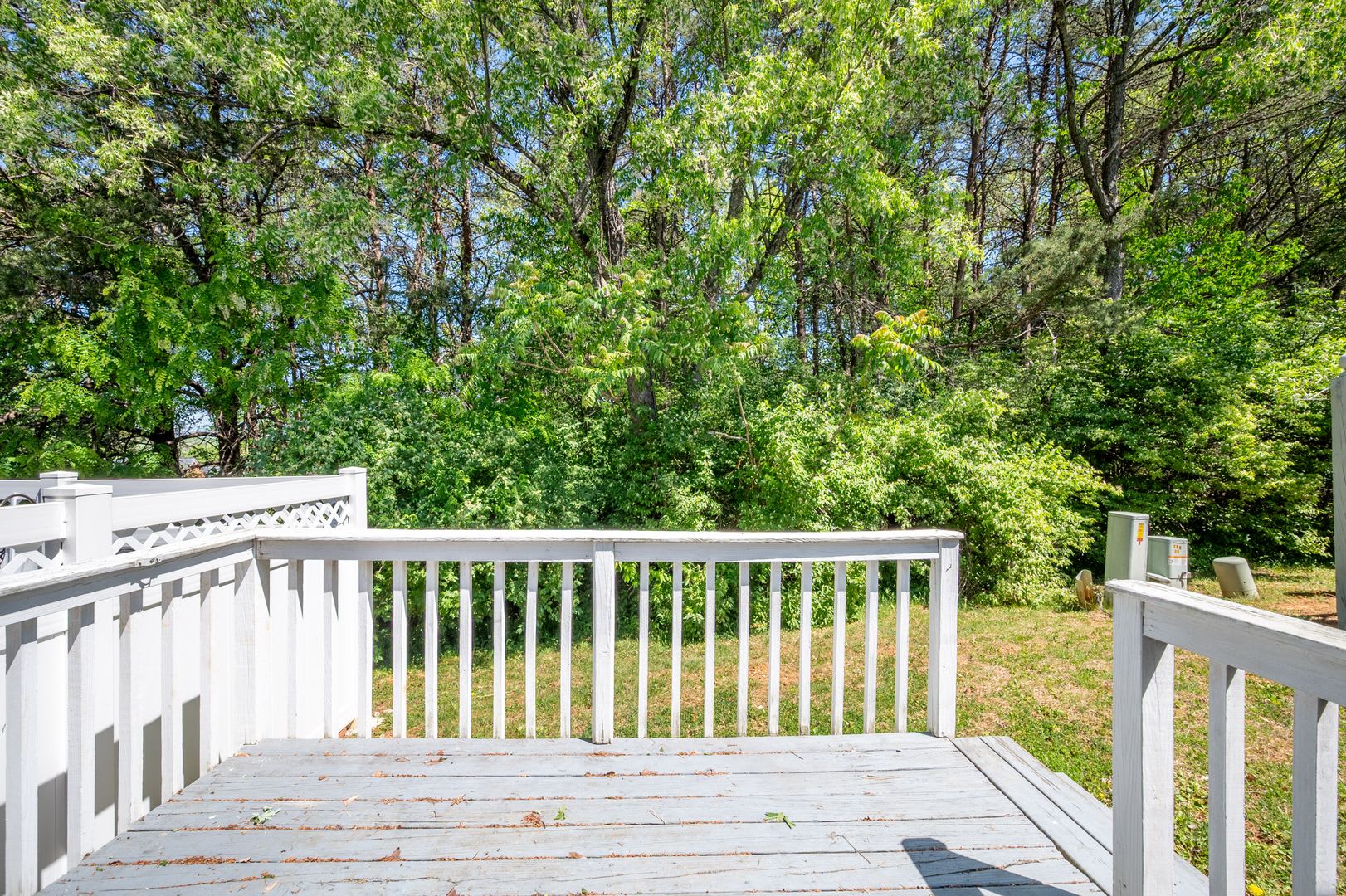 2 Bed, 2 Bath Renovated Townhouse – Single-Level Living – $1,600/month – photo 4