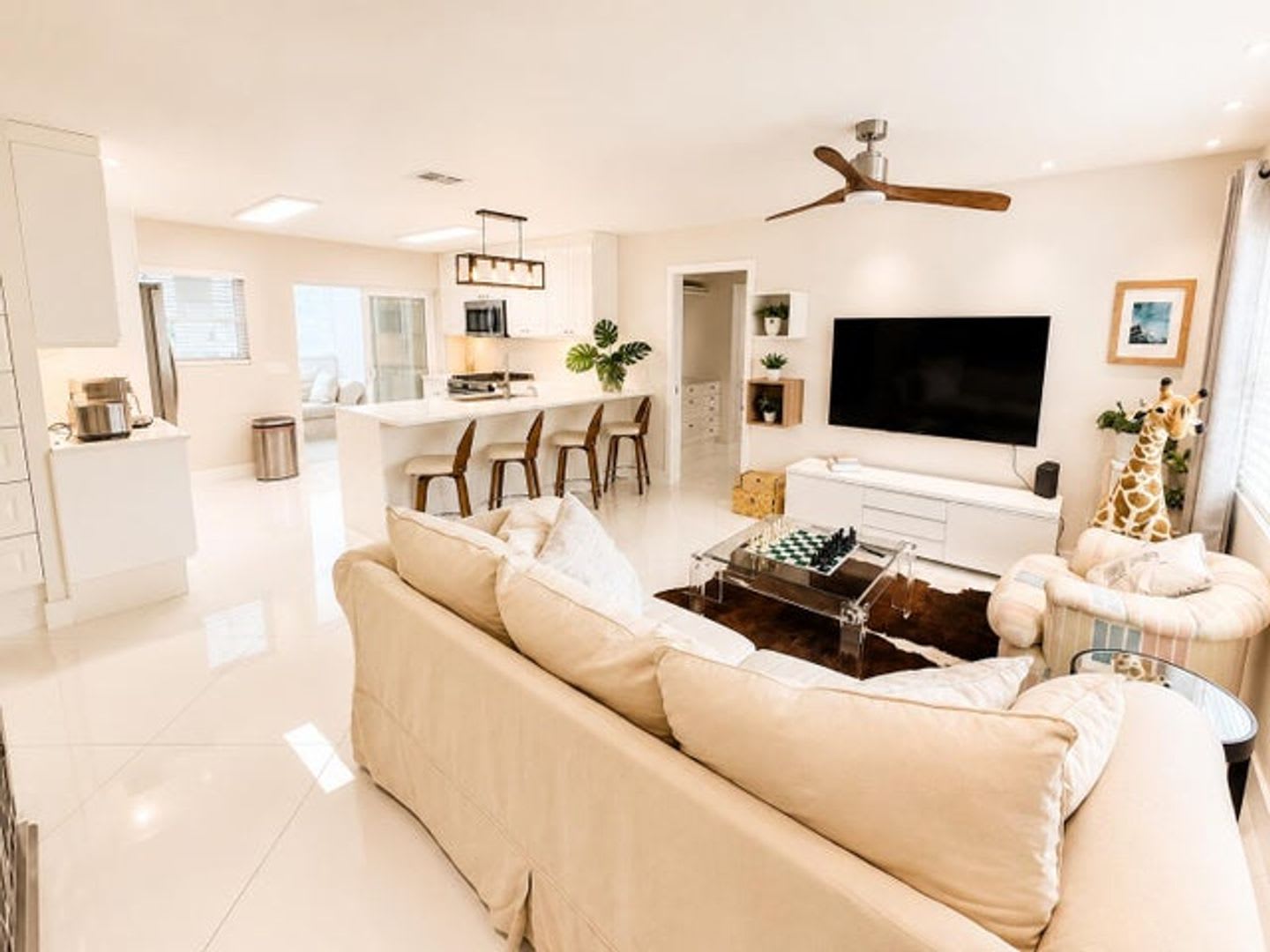 327 LANCASTER Street, Boca Raton, FL 33487 – photo 4