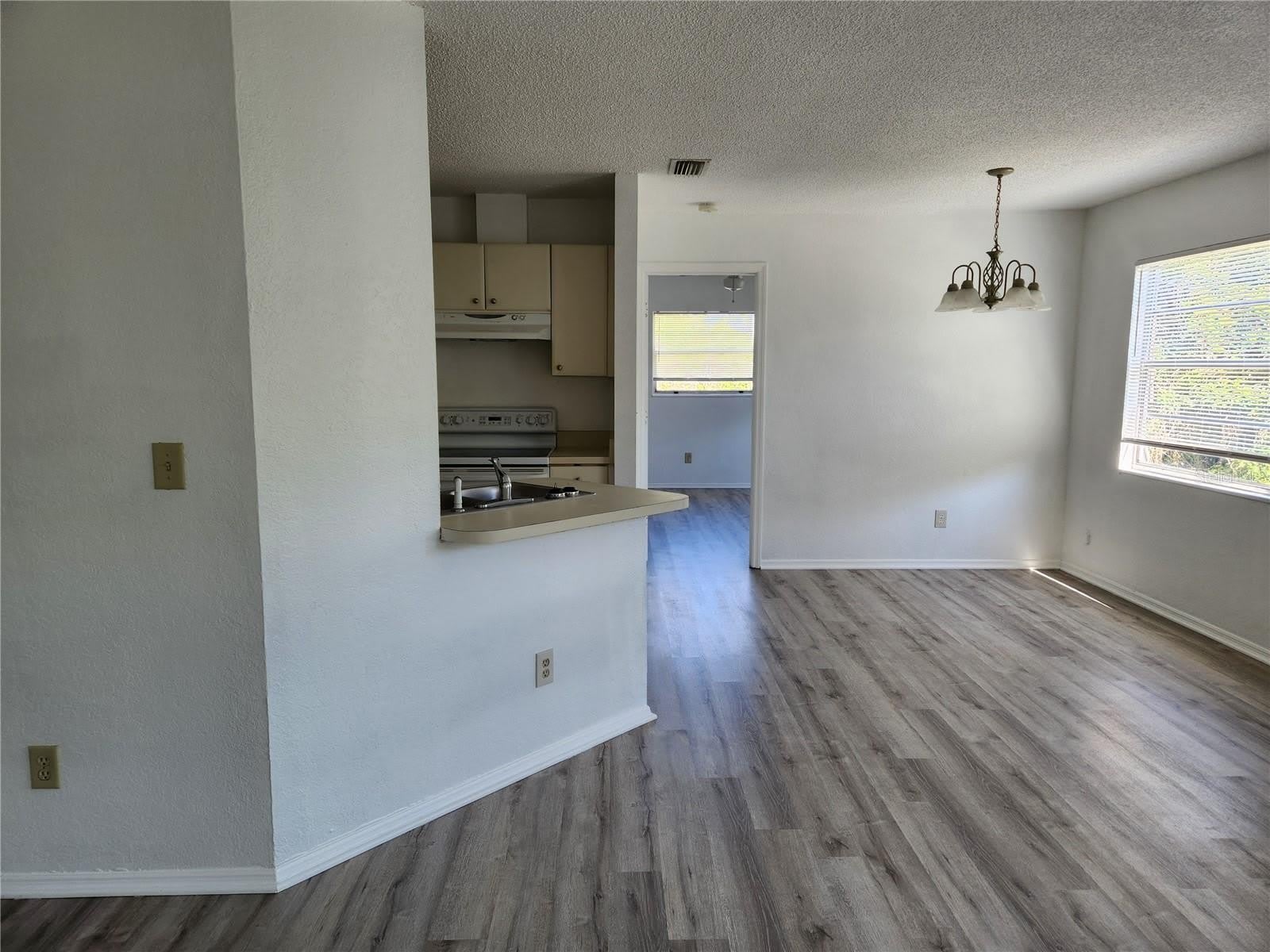 9522 ACE Road – photo 3