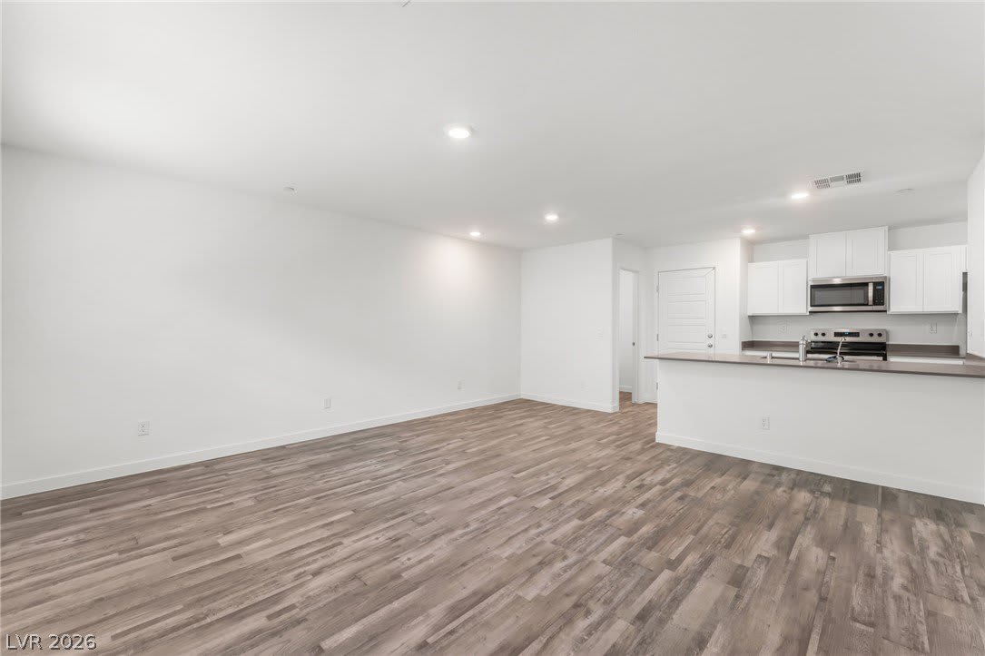 913 Rosy Starling Street – photo 4